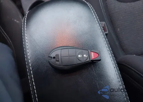 2020 Jeep Cherokee Latitude 4X4 from USA, damaged, VIN 1C4PJMCB2LD612259